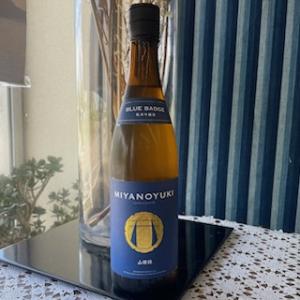 宮の雪 BADGEシリーズ ブルーバッジ 山田錦 純米吟醸生原酒 720ml 日本酒 特約店限定酒 ...