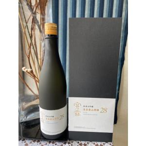 宮の雪 純米大吟醸 東条山田錦 28% 720ml 日本酒 専用化粧箱入り 宮崎本店 渾身の酒 三重の地酒 ご贈答に 御歳暮 高級酒