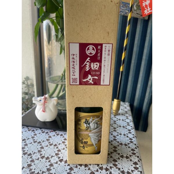 鈿女 豊穣の舞 特別純米 720ml 日本酒 伊藤酒造 三重の酒 熱燗にも最適 専用カートン入り