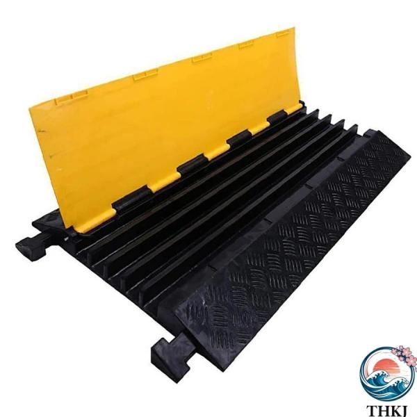 高耐久ホースプロテクター チャンネルラバーケーブルカバー スロープ ノンスリッププロテクター ワイヤ...