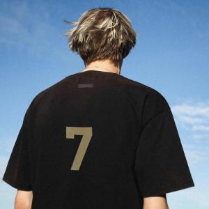 ESSENTIALS エッセンシャルズ Tシャツ 7 ロゴ Ｔシャツ 半袖 メンズ レディース logo t-shirt カジュアル 男女兼用 夏 送料無料
