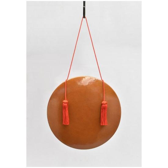 【梵音具】 　銅羅　上等品（中目）　 漆着色　直径30cm（1尺） 　人絹紐付き（赤色）　 寺院仏具...