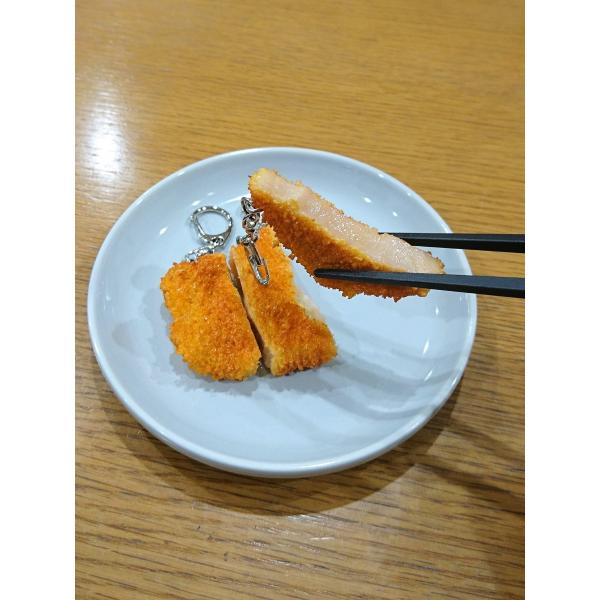 実物大　「勝つカツ勝つ」トンカツキーホルダー　3切れセット(1号2号6号)　食品サンプル　必勝祈願　...