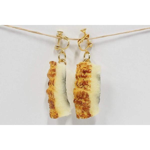 イヤリング（ゴールド） 食品サンプル (寿司穴子)