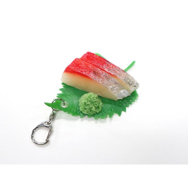 食品サンプル　キーホルダー 　お造り 2貫（大葉＆わさび付き）刺身（ハマチ）