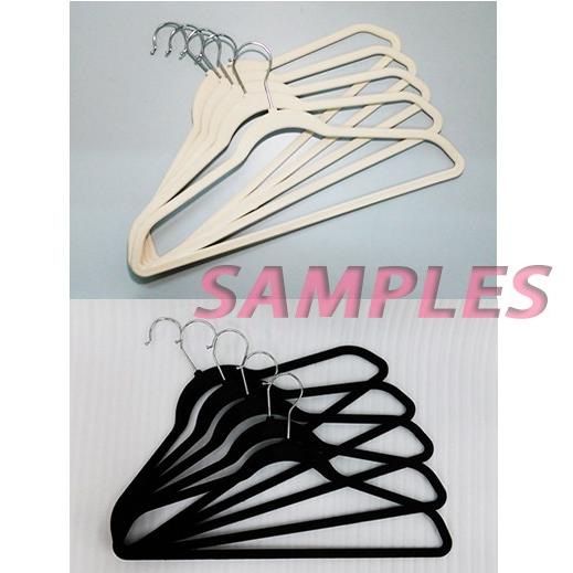 コストコ スペースセービングハンガー（すべらないハンガー）ネクタイバー付き　白5本＋黒5本　合計10...