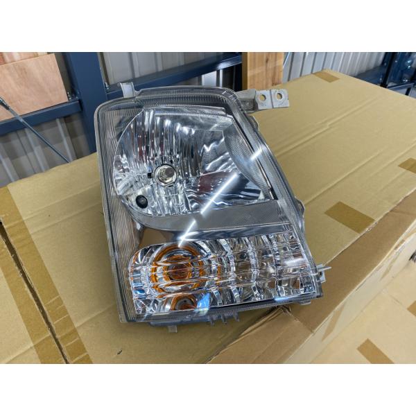 スズキ ワゴンR 右ヘッドライト MH21S 100-59122