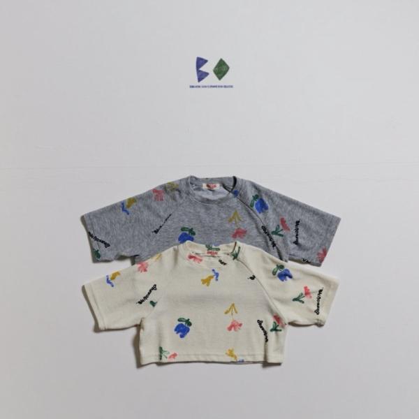 韓国子供服 boneoune flower crop Tops