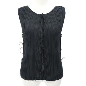 me ISSEY MIYAKE 美品/イッセイミヤケ プリーツカットソー 9号 M 38号