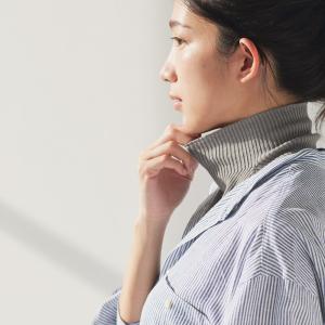 ヒンナ コットンリネンの重ね着ボトルネック U...の詳細画像3