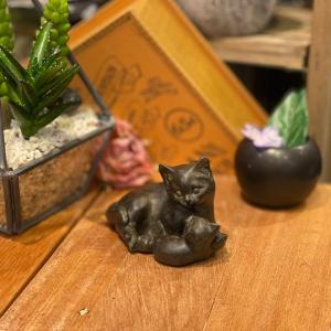 ネコ 置物 動物 オブジェ 猫 ねこ イタリア製 陶磁器 41169 置き物