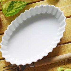 白い食器の耐熱オーブンオーバルパイプレート18ｃｍ グラタン ラザニア マカロニ チ ーズ 日本製｜sara-cera