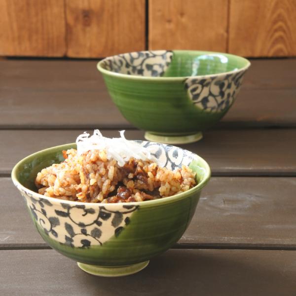 食器 夫婦茶碗 お茶碗 おしゃれ セット 大小 ペアセット 織部 唐草 曽根窯 和食器