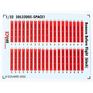 エデュアルド 1/32 スペース リムーブ ビフォア フライトタグ 黒文字 3Dデカール プラモデル用デカール EDU3DL32005