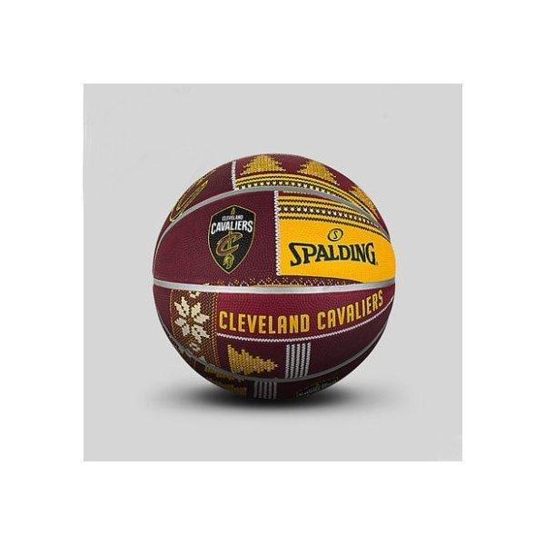 送料無料 バスケットボール SPALDING CAVALIERS NBA ステイト 7号 外用(18...