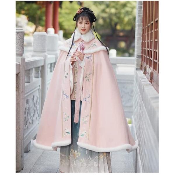Hanfu CloakとVelvet秋と冬のジャケットの女性の厚い暖かいショールの長いアンティークコ...