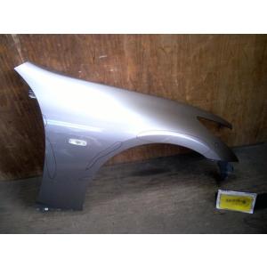 スカイライン DBA-NV36 右 フェンダー ※個人宅不可同梱不可 即決品