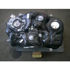 Ｃ−ＨＲ DBA-NGX50 フューエルタンク G-T 4WD 77001-10390 ※個人宅不可...