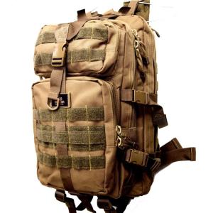 陸上自衛隊　迷彩　スツール　デイパック　リュック　№H1704　☆ 陸上自衛隊 迷彩 スツール デイパック リュック №H1704 ☆ Amazon.co