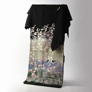 黒留袖 手縫いお仕立てと五つ紋入れ付き 加賀友禅「百貫華峰」氏作 松