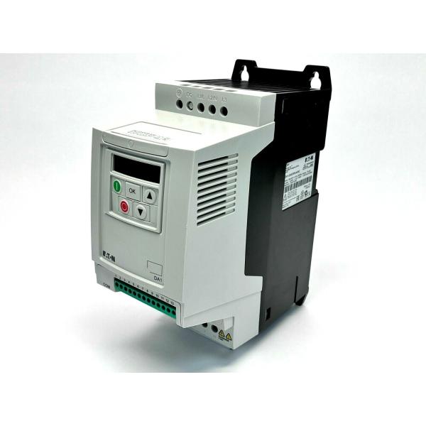 【1年保証】EATON DA1-324D3FB-A20C可変周波数駆動230VAC 3フェーズ4.3...