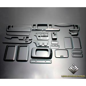 レジアスエース 200系 1-3型(標準) 黒木目 (25ピース[25P]) 3D立体インテリアパネル / ルナ インターナショナル｜screate