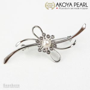 MIKIMOTO（ミキモト） リーフモチーフ ブローチ シルバー/パール3粒