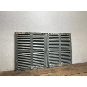 タA1170◆【H99cm×W81(80,5)cm】×2枚◆ルーバーデザインの古い木製観音扉◆古建具 ドア 門扉 開き戸 ヴォレー レトロ ヴィンテージM庭