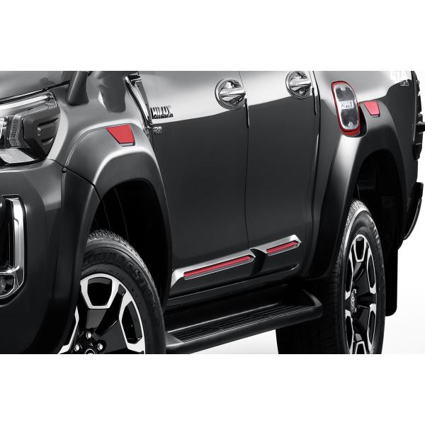 新型ハイラックス オーバーフェンダー レッド 片側約30mm 後期Z用 後期X用 国内在庫 タイトヨ...