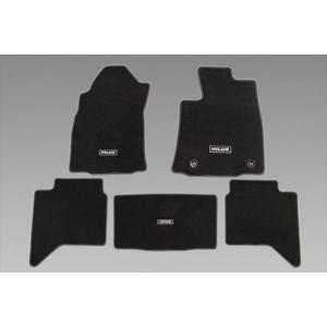 トヨタ純正 ハイラックス GUN125 TRDマッドフラップ 1台分マッドガード トヨタ純正 ハイラックス GUN125 前期 後期 X Z TRDロゴ リア