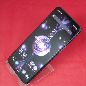 ASUS ROG Phone 5 RAM 12GBモデル ZS673KS-WH256R12 ゲーミング 5G対応 IEEE802.11 ax対応 ストームホワイト NO.220125003