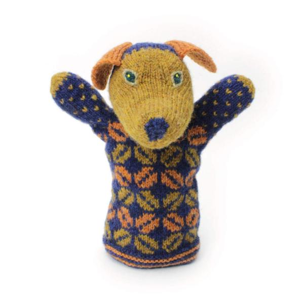 イヌ(オーカー)パペット編み物キット／『アヌ＆アヌの動物ニット』からエストニア伝統柄の編みぐるみ