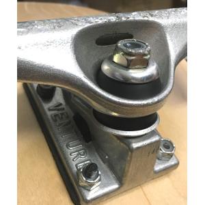 汎用ブッシュ 90A ミディアム 赤の詳細画像1