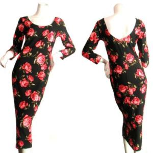 ロングワンピース大きな赤いバラプリントの背中のカットがセクシー七分袖ブラックベースＳ/Ｍ/Ｌ/ＬＡＳ...
