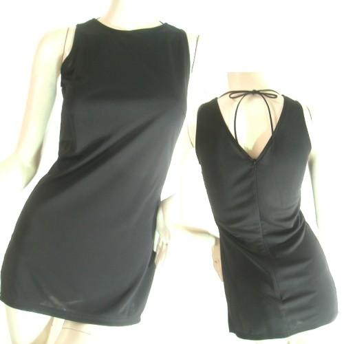 シンプルブラックチュニック丈トップスサイドスリット切り込み入り黒ブラックＳｅｄｕｃｅ