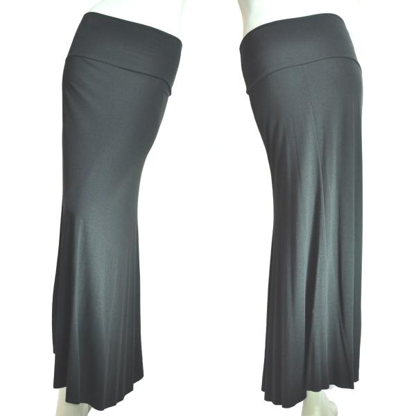 ロングスカート　マキシ丈　シンプルフレアライン　ブラック黒　ＬＡＳｅｄuce