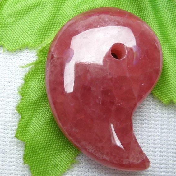 インカローズ ロードクロサイト 勾玉 k1-1369