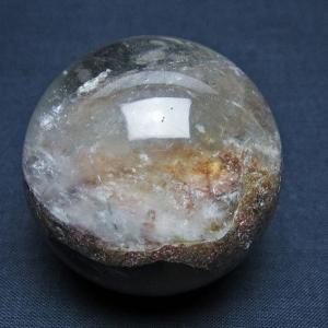 ガーデンクォーツ（庭園水晶） 丸玉 57mm t100-4831 : 誠安天然石専門