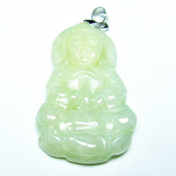 糸魚川翡翠 ペンダント 観音様  t146-3448