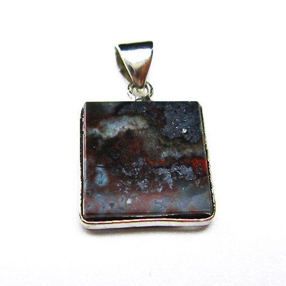 スギライト ペンダント  t291-4552