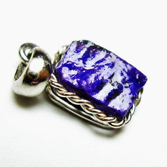 スギライト ペンダント  t298-716