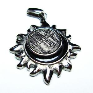 シルバーギベオン メテオライト 太陽型 ペンダント  t309-2482