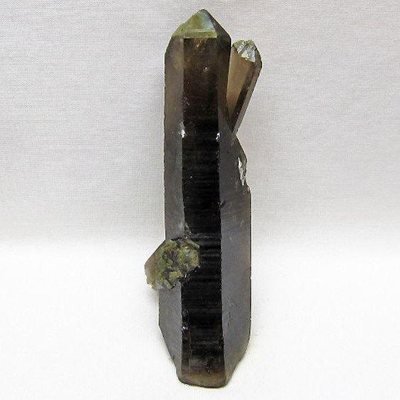 ライトニング水晶ガーデンクォーツ（庭園水晶） 原石 t443-5106