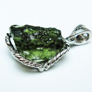 モルダバイト ペンダント  t525-2242