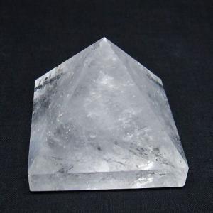 ルチルクォーツ（金針ルチル水晶）ピラミッド t648-3730 : 誠安天然石 