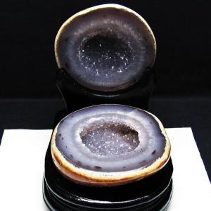 s341　天然石　原石　トレジャー瑪瑙　メノウ　ペア水晶　ジオード　台座付き s341 天然石 原石 トレジャー瑪瑙 メノウ ペア水晶 ジオード 台座付き