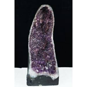 17.6Kg アメジストドーム ブラジル産 カルサイト共生 台座付き 同梱
