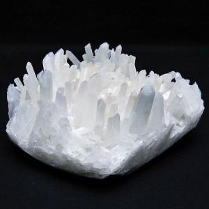 水晶クラスター 巨大 原石 1.3Kg 台座付属 送料無料 一点物 182-246