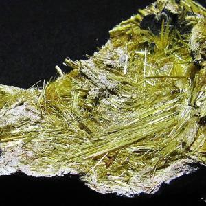 theory xyz ルチルクォーツ 置物 母岩(結晶)入り ゴールドルチル 原石