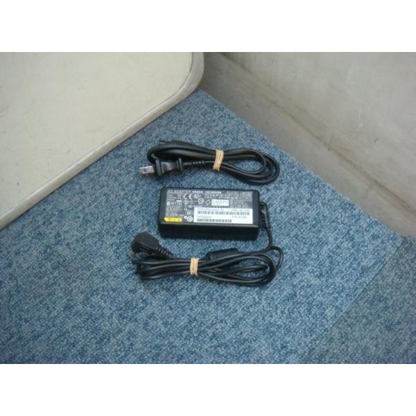 FUJITSU 純正品 ACアダプター 19V~2.1A FMV-AC326C FH90/B3、WF...